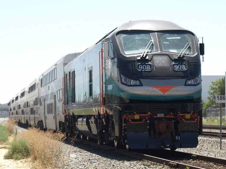 F125 Passenger Locomotive