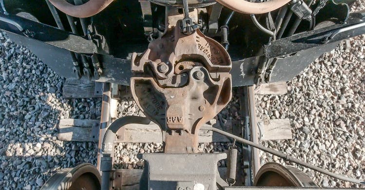 FREIGHT & TANK CAR PARTS